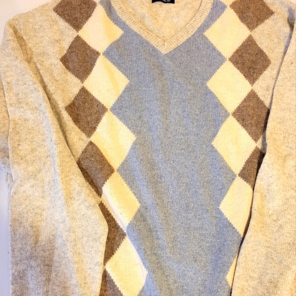 T. Harris London XL sweater